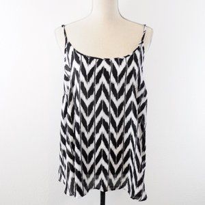 Apt. 9 Flowy Modern Blouse Camisole